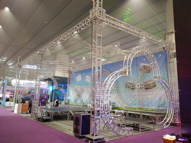 Exhibtion Booth Or Stage Lighting Truss , 290mm or 300mm Aluminum Square Bolt Truss