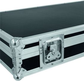 China Customized Instrument  Storage Aluminum Flight Cases For Sound Console / Audio / Mixer factory