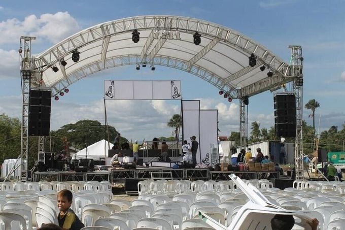 Hang Speaker Aluminum Stage Truss Have Roof And With Wing 300mm X 300mm