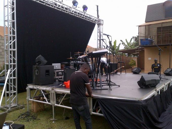 18mm Thinckess Aluminum Acrylic Portable Stage Platforms with Truss System and Tent
