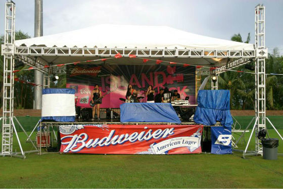 China Silver Alloy Aluminum Stage Truss / Metal Roof Trusses For Lighting supplier