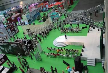 Outdoor Fashion Circular Lighting Truss For Music Radio Show Event