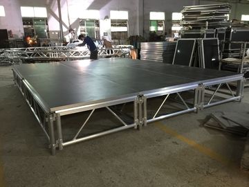 6082-T6 Aluminum Assemble Plywood Stage / 1.22 X 2.44m Outdoor Event Portable Stage