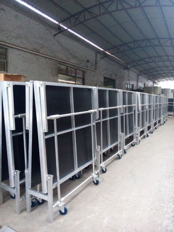 1.22*2.4M High 0.4-0.6 Or 0.6-1.0m Aluminum Folding Stage With Wheels