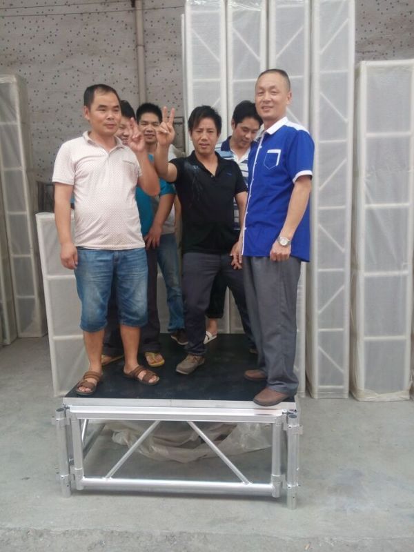 Mobile Heavy Loading Outdoor Stage Platform Adjustable Height 1.22*1.22m Assembling