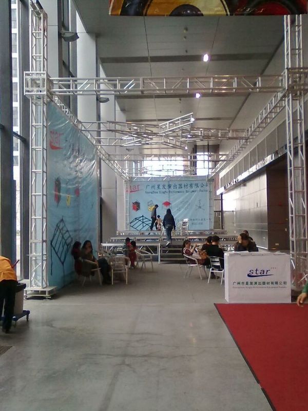 Span 18m aluminum stage truss  300mm x 300mm strong laoding capacity  for trade show