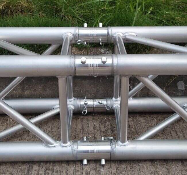 Heavy Duty Aluminum Spigot Truss Silver / Black for Stage Truss