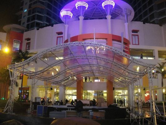 290*290MM /300*300MM Outside Aluminum Stage Truss System 12m Length Black Color 50*3mm Tube For Music Festival supplier